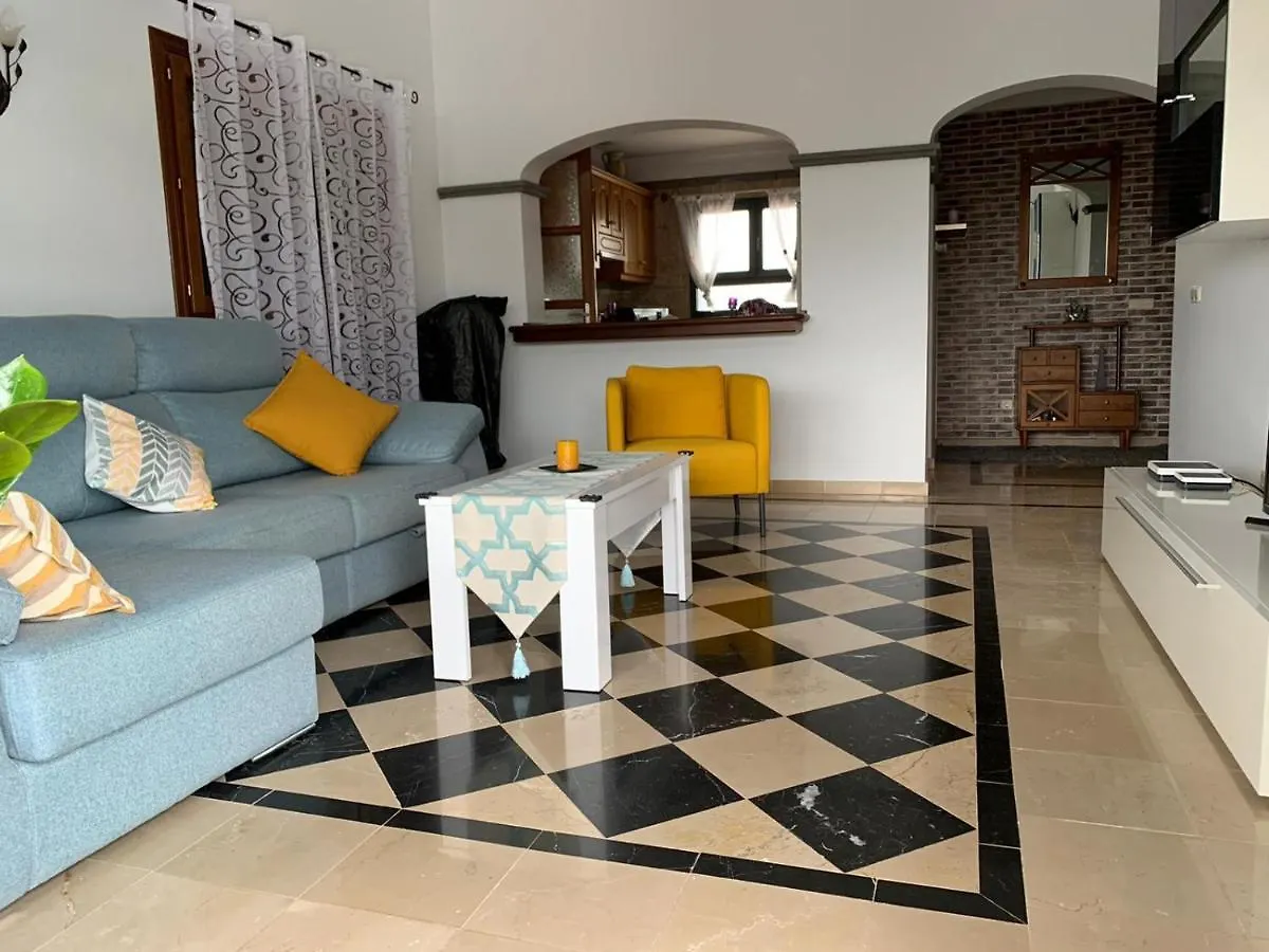 Villa Denise Yaiza  Spanje
